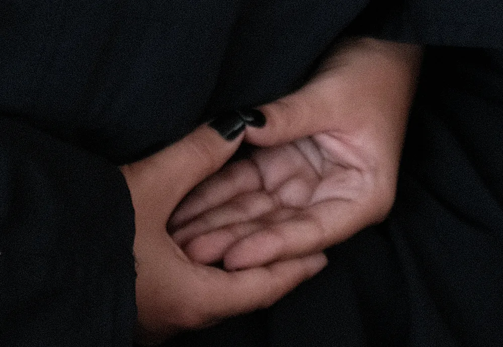 mains en zazen mudra
